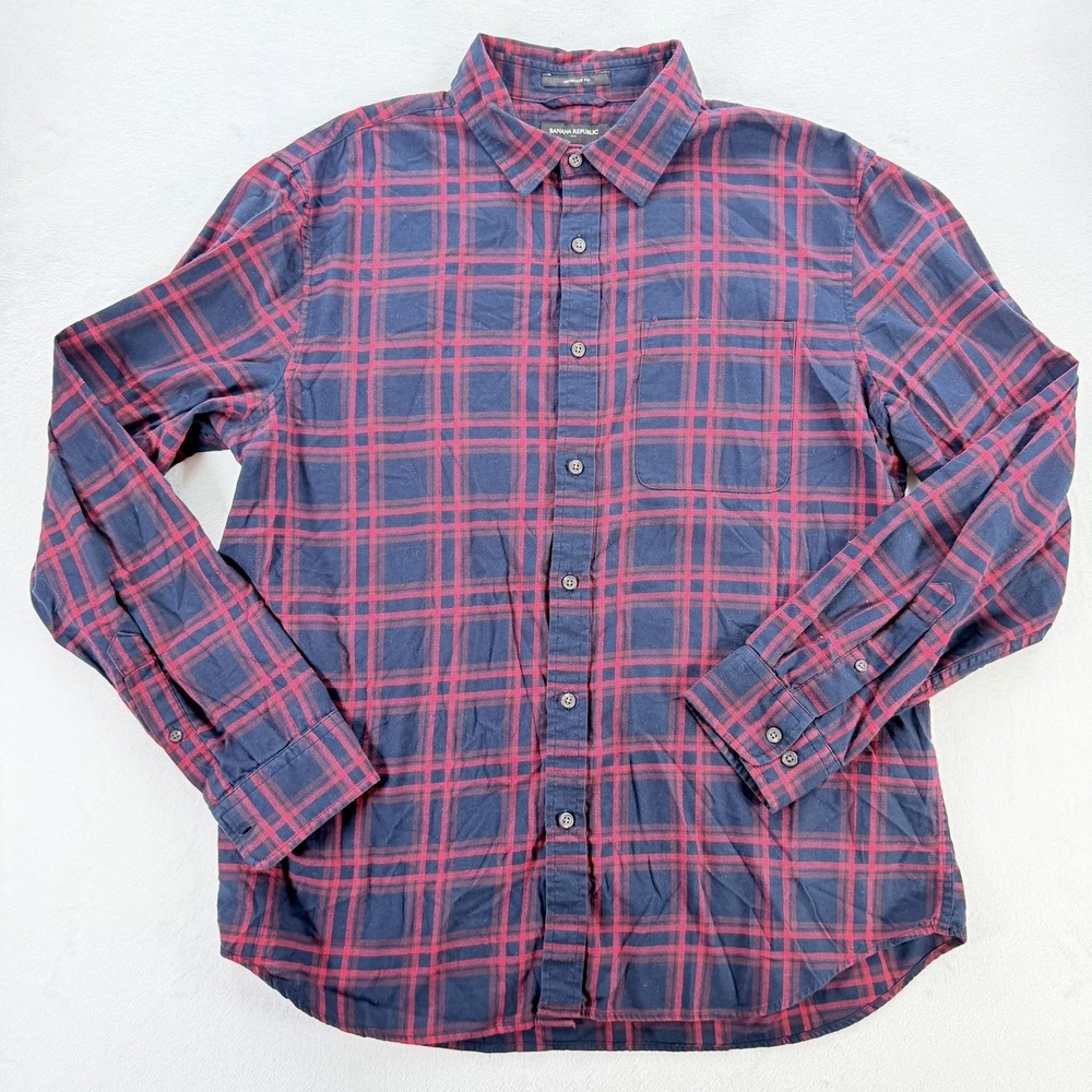 Banana Republic Shirt Mens XL Blue Red Plaid Untucked Fit Button Up Casual